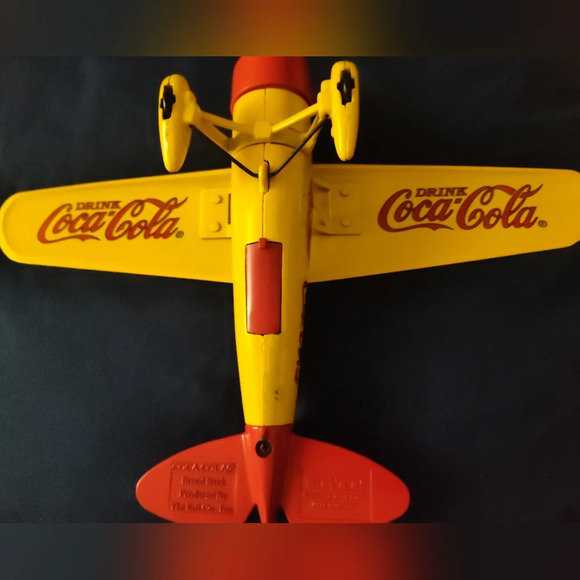 Coca-Cola plane bank - Picture 4 of 7